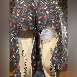 TOMS Belmont Christmas Tree Lights Black Forged Iron Slip on Shoes Flats 9 NEW